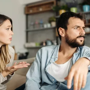 Cum putem recunoaște tulburările de personalitate și cum afectează ele relațiile într-un cuplu. Constantin Cornea, psiholog: „Unul iubește, celălalt se lasă iubit” Citeşte întreaga ştire: Cum putem recunoaște tulburările de personalitate și cum afectează ele relațiile într-un cuplu. Constantin Cornea, psiholog: „Unul iubește, celălalt se lasă iubit”